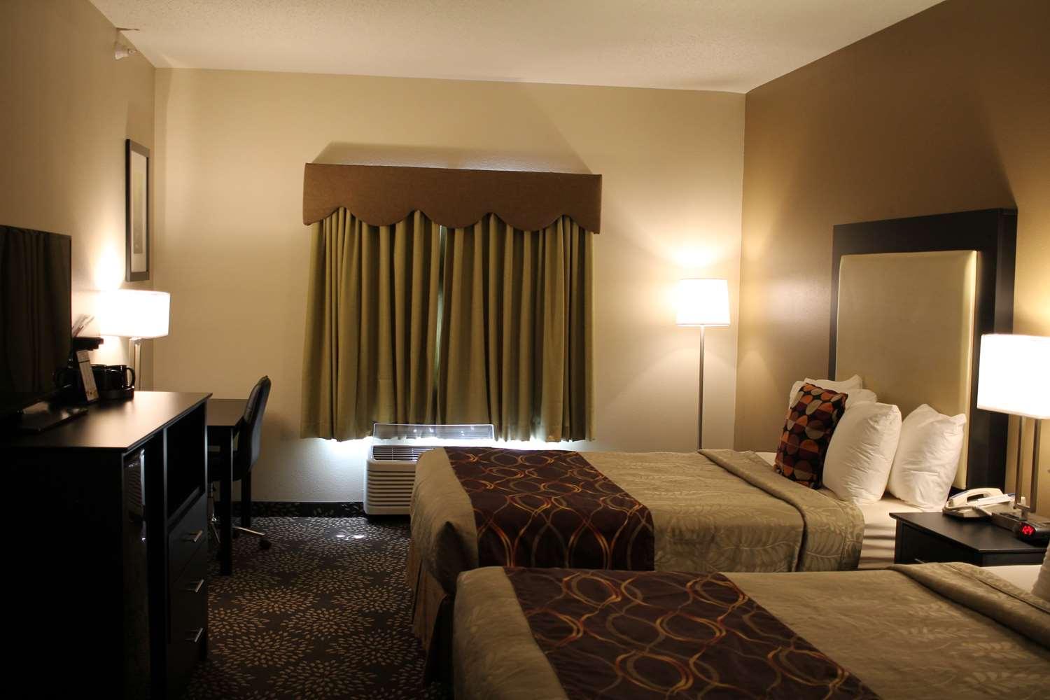 Best Western Plus Des Moines West Inn & Suites Clive Екстериор снимка