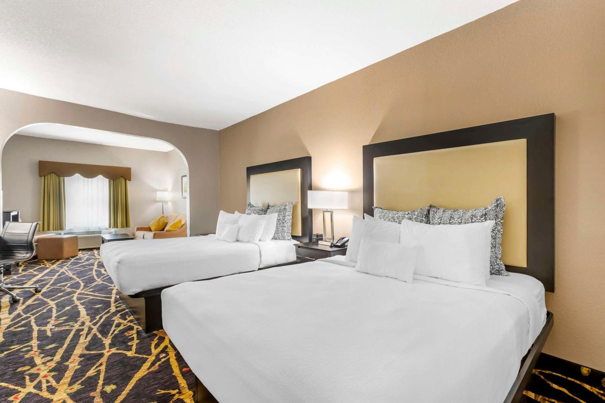 Best Western Plus Des Moines West Inn & Suites Clive Екстериор снимка